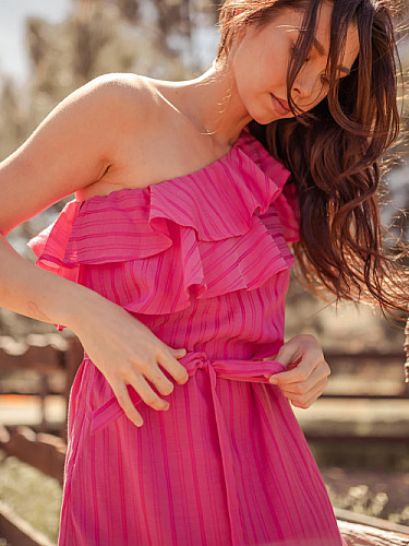 Sokha Banana Asymmetrical One Shoulder Midi Dress Pink