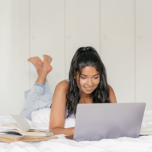Why Savvy Students Are Choosing the Nori Press Over Traditional Irons
