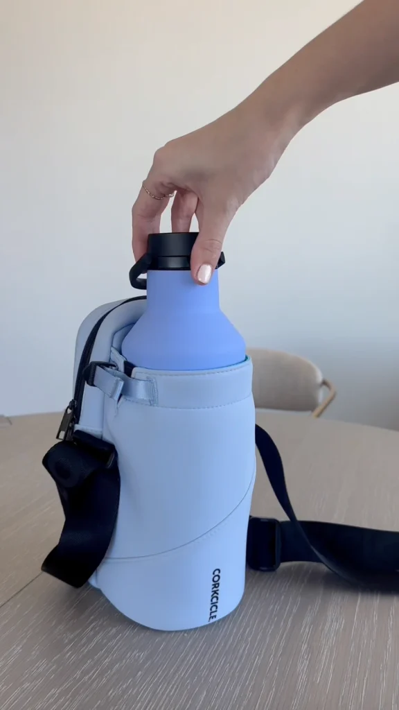 corkcicle hand 576x1024